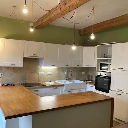 Apartamento Duplex 8 Couchages 75 M2, Terrasse 12 M2 Dans Village Typique Héraultais Tourbes