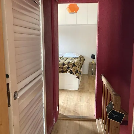 Duplex 8 Couchages 75 M2, Terrasse 12 M2 Dans Village Typique Heraultais Tourbes